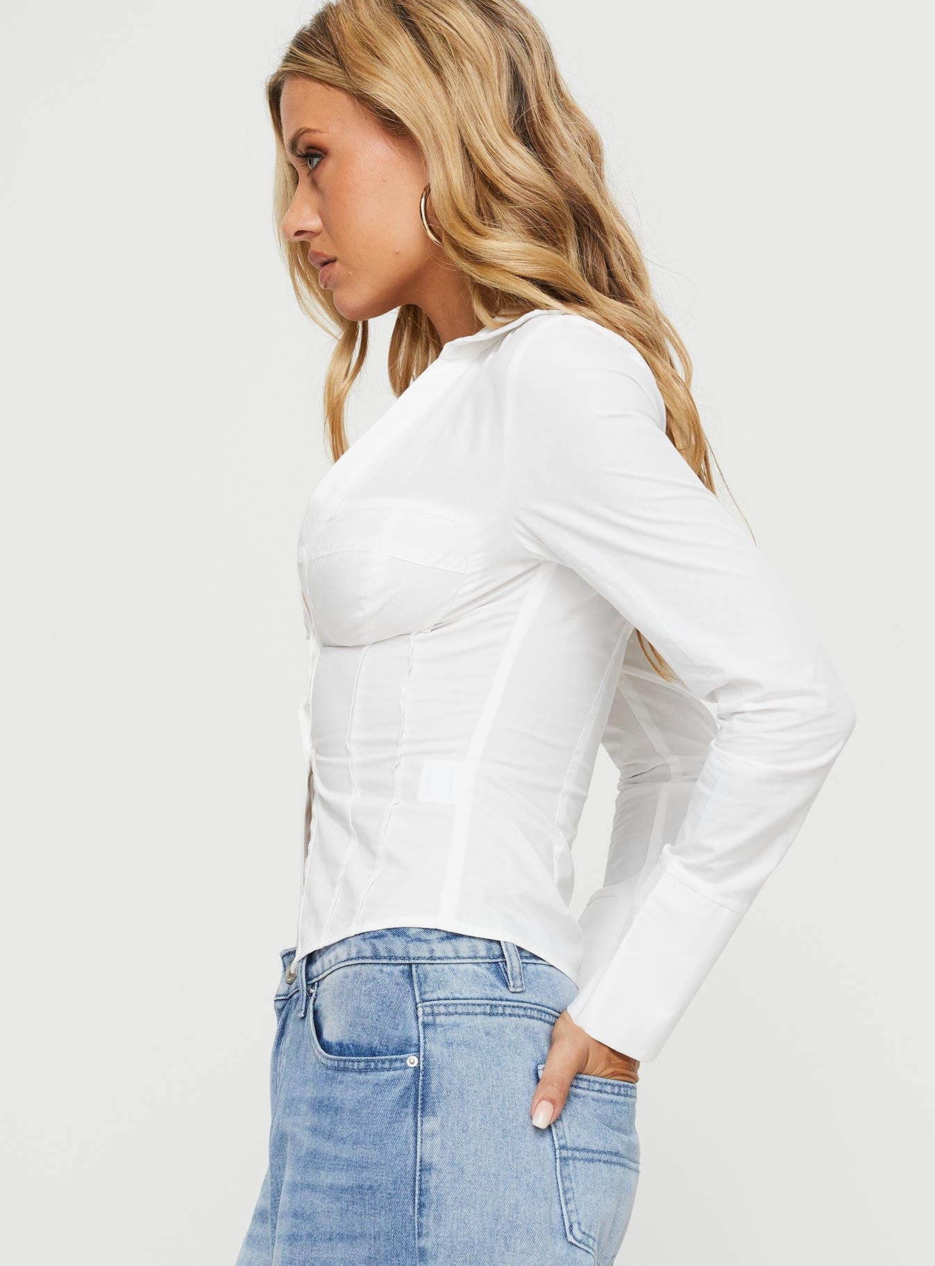 Gylora™ White Basic Shirt