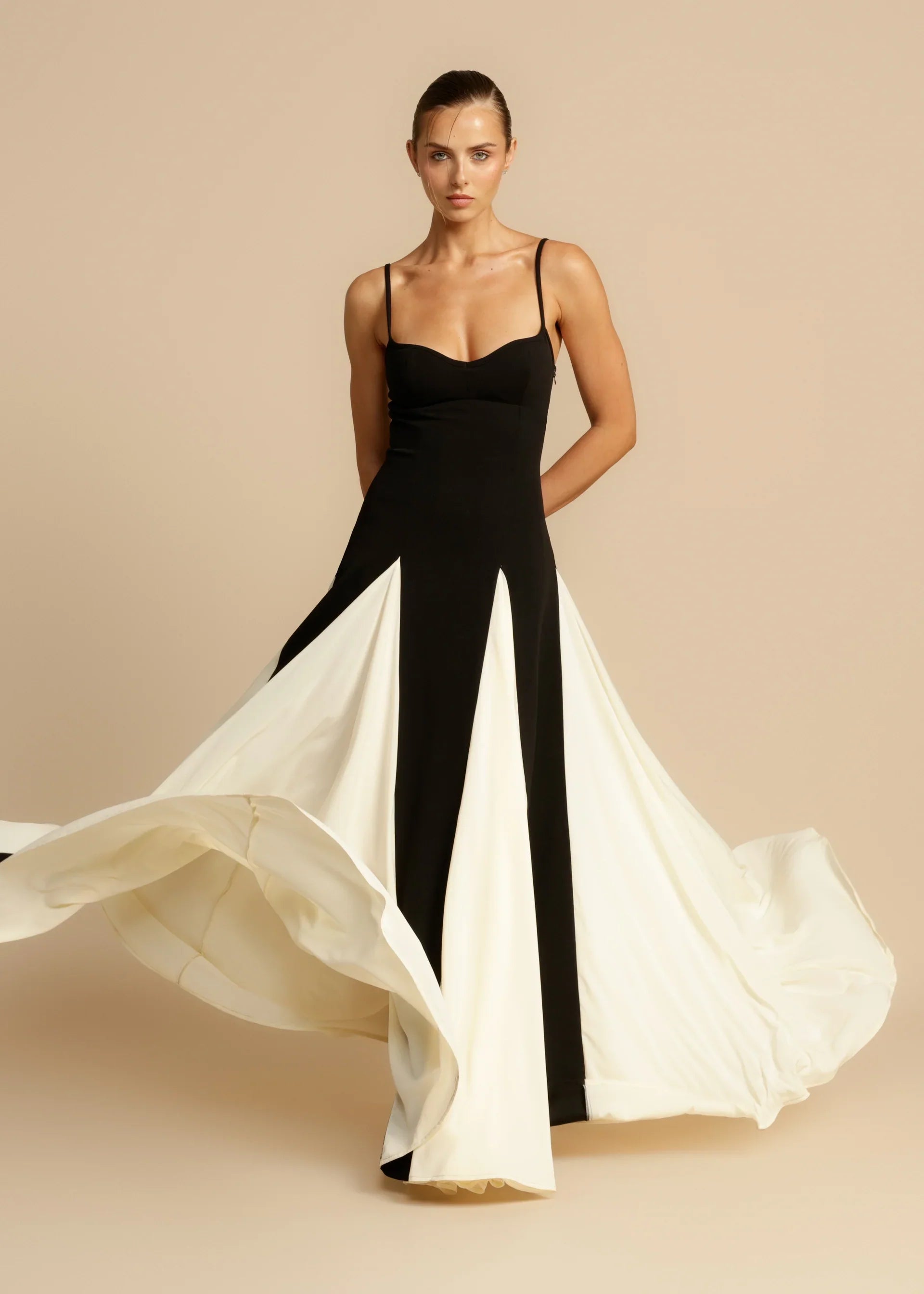 TradeTrends™ | Liviana Dress