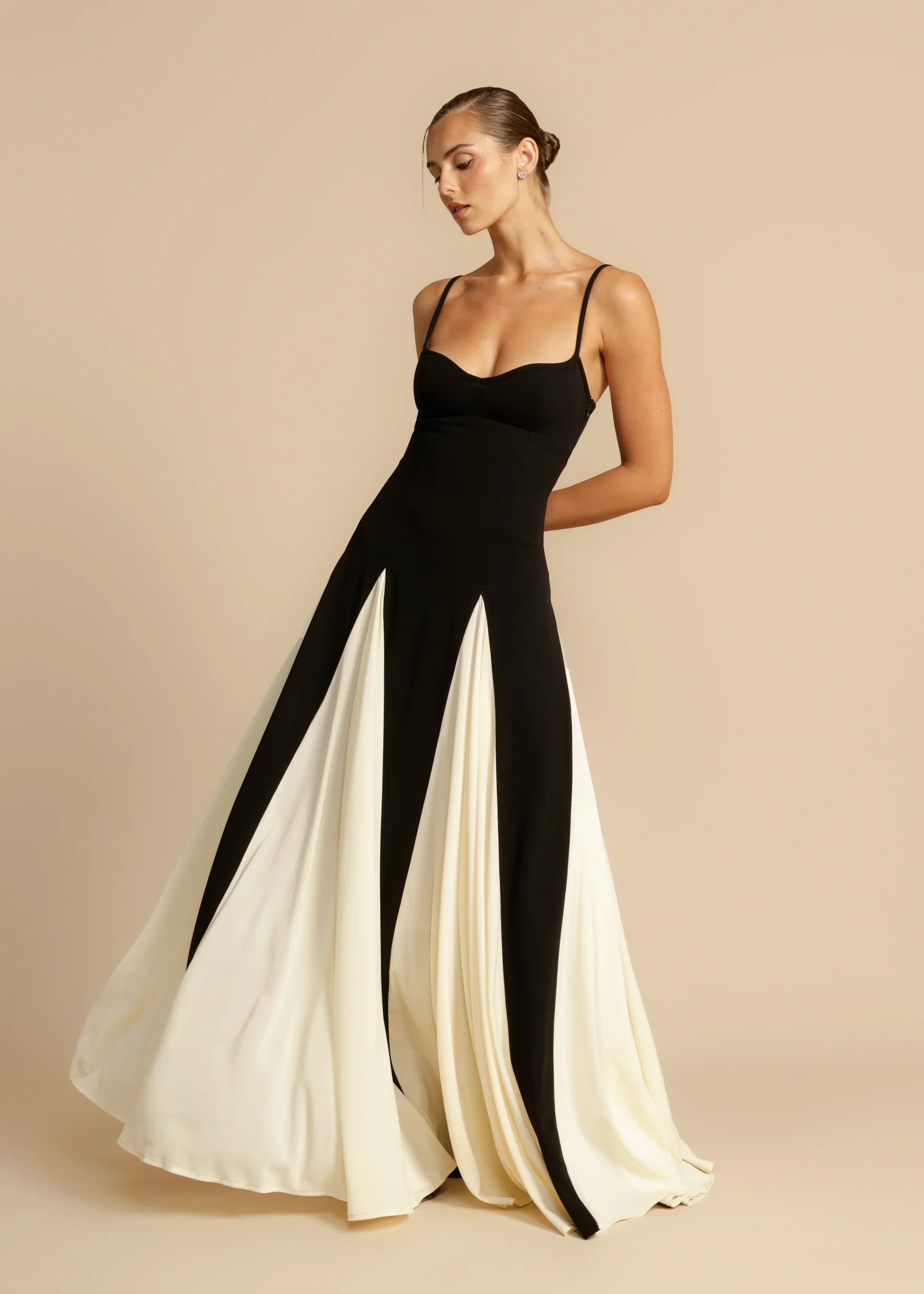 TradeTrends™ | Liviana Dress