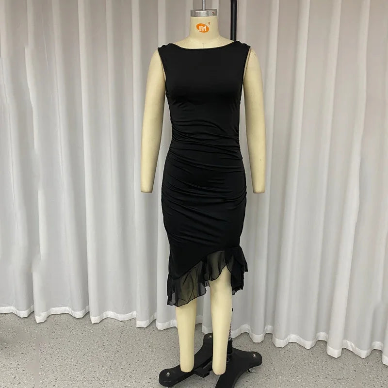 Lela™ Elegant Black Backless Dress